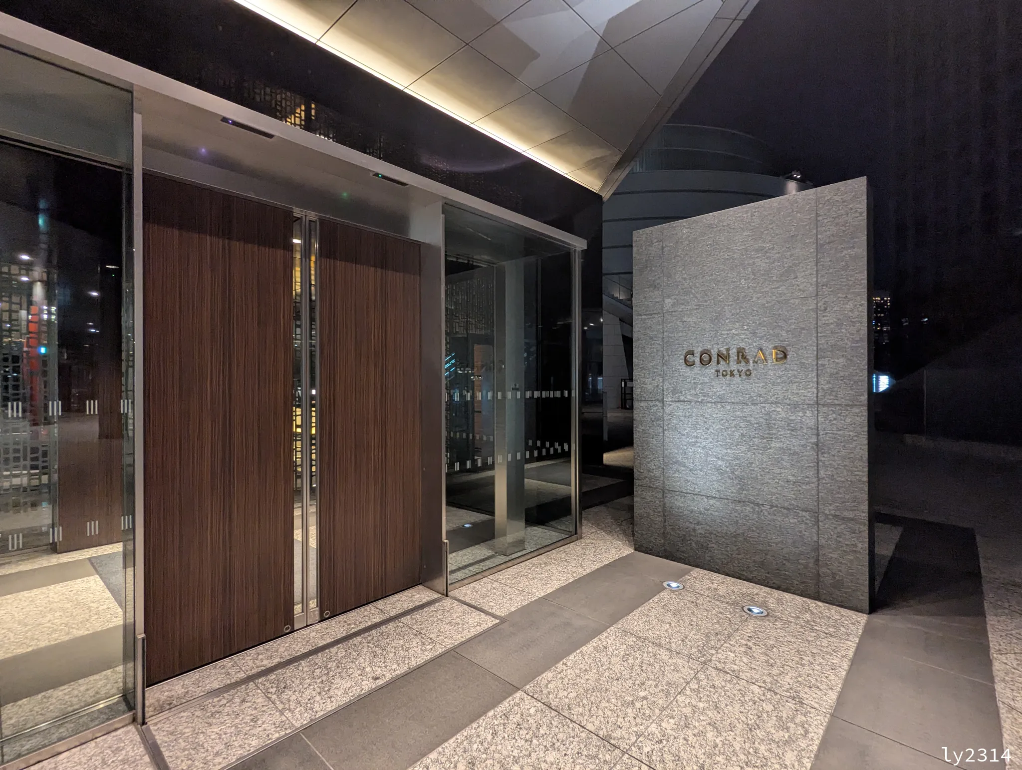 住宿記錄：Conrad Tokyo