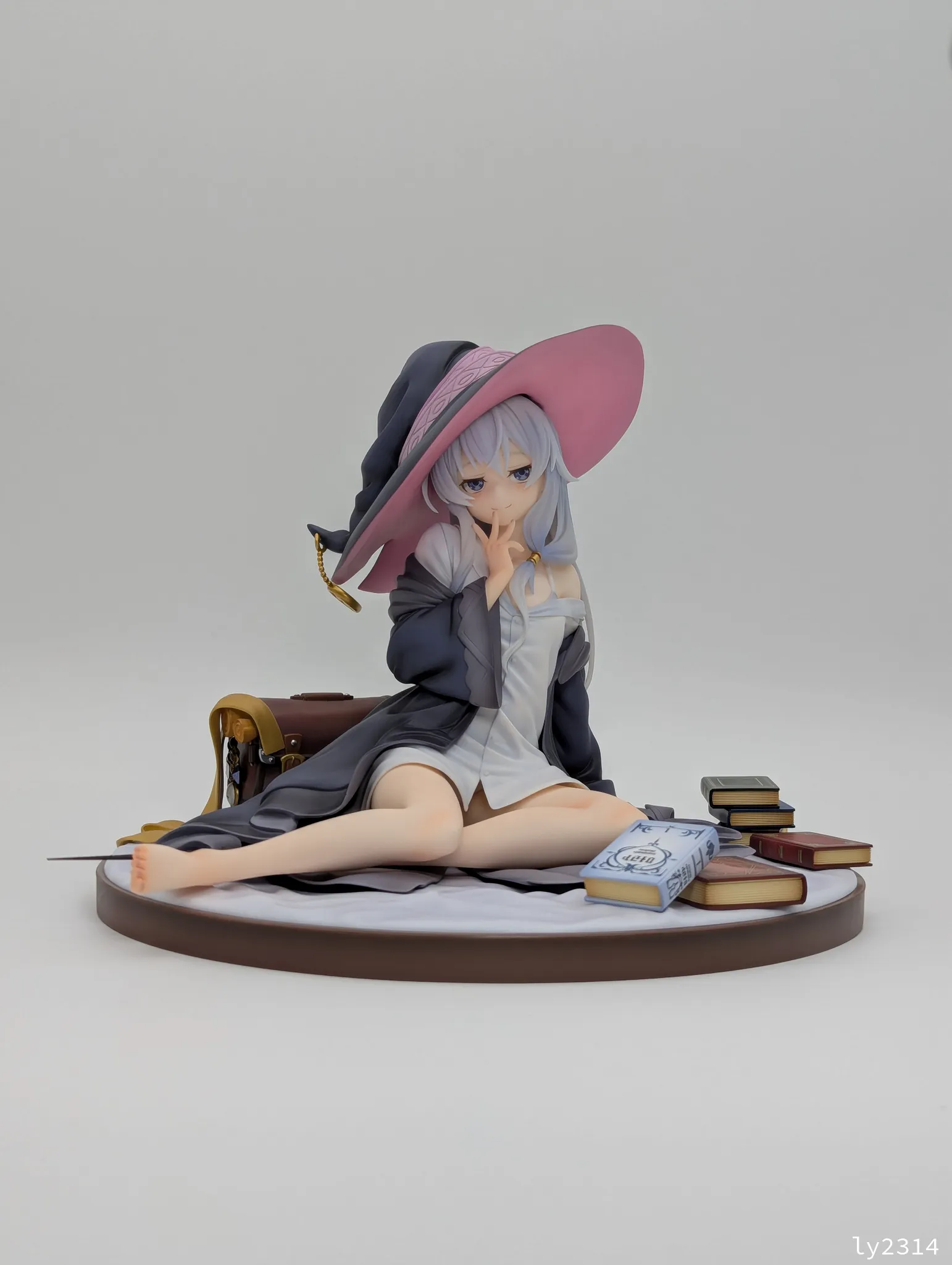 魔女の旅々 イレイナ～休息 ver.～ 1/6スケールフィギュア